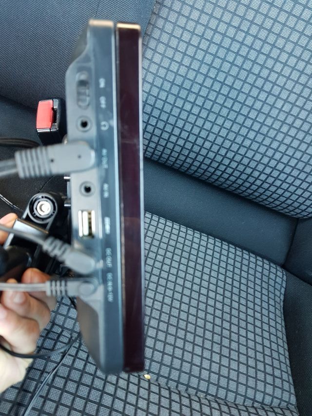 2 pantallas portátiles