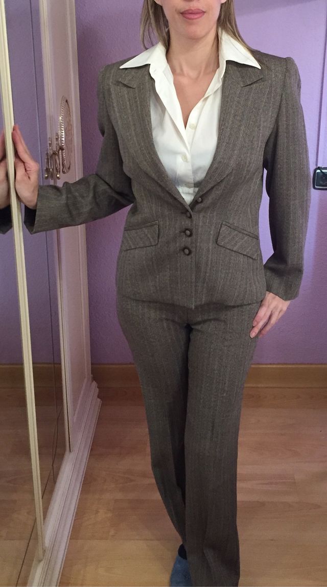 TRAJE PANTALÓN Y CHAQUETA