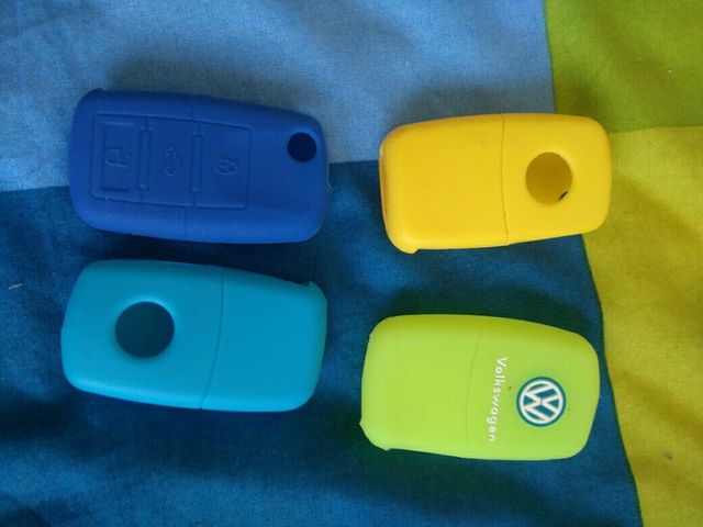 llaveros wolkswagen R golf etc,fundas silicona.NEW