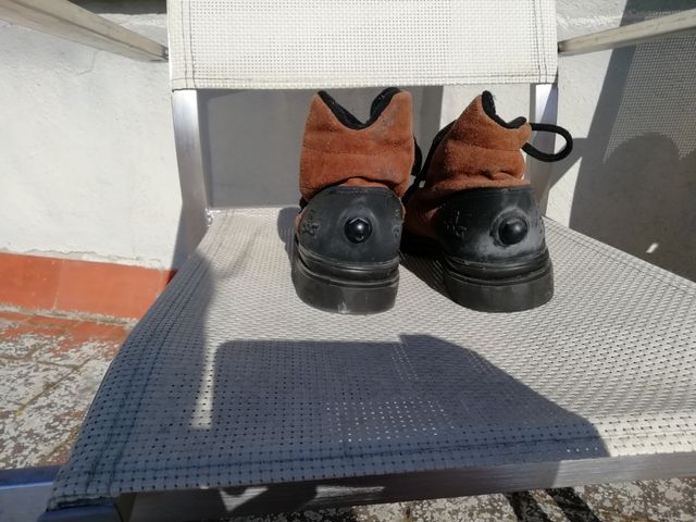 Botas de equitacion con espuelas de goma