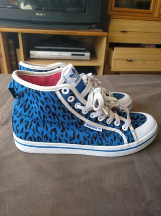 {keywor d} zapatillas adidas leopardo