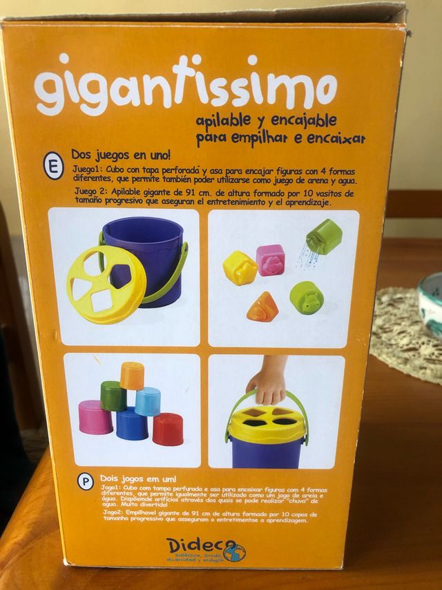 Juego infantil cubos apilables y encajables