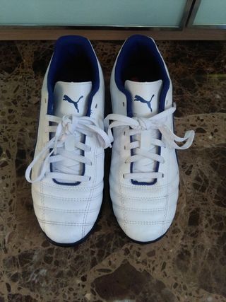 zapatos de indor futbol