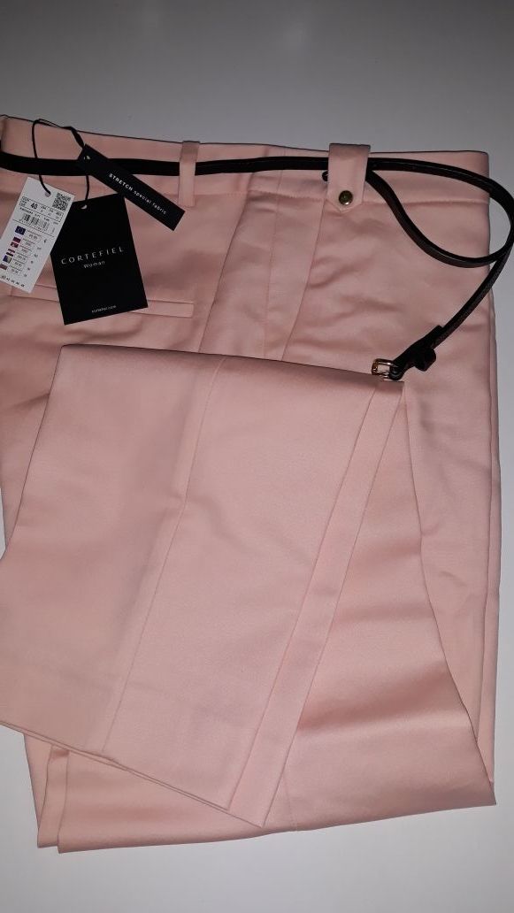 Pantalón Nuevo de Cortefiel