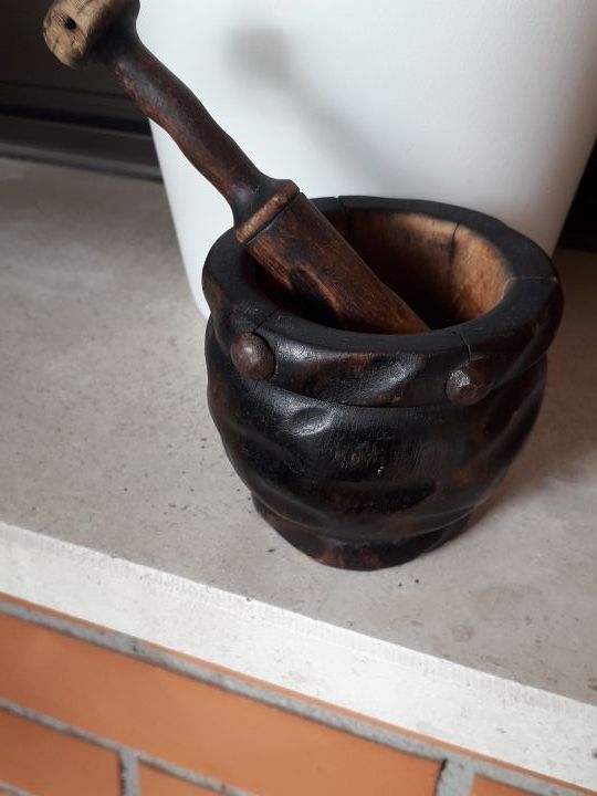 Mortero, majador, machacador antigüo