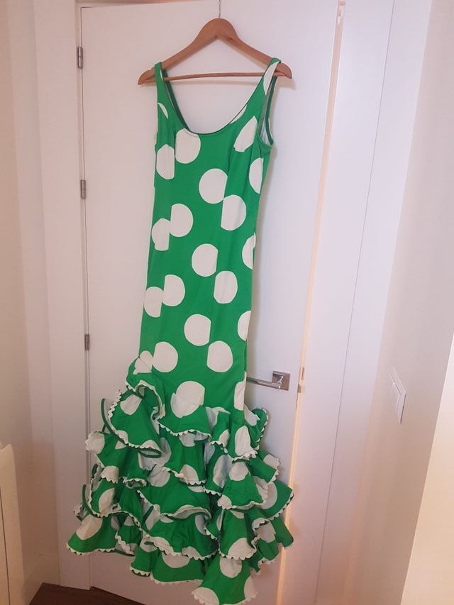 Traje de flamenca talla 40
