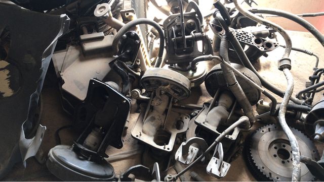 Servo y pedalier Saxo / 106 /ax