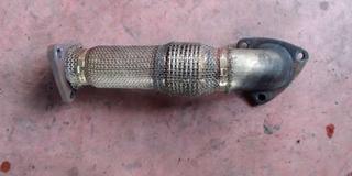 TUBO INTERSECCION COLECTOR ESCAPE AKE 166652136