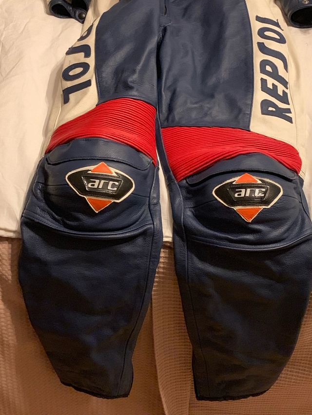 Mono 2 piezas repsol