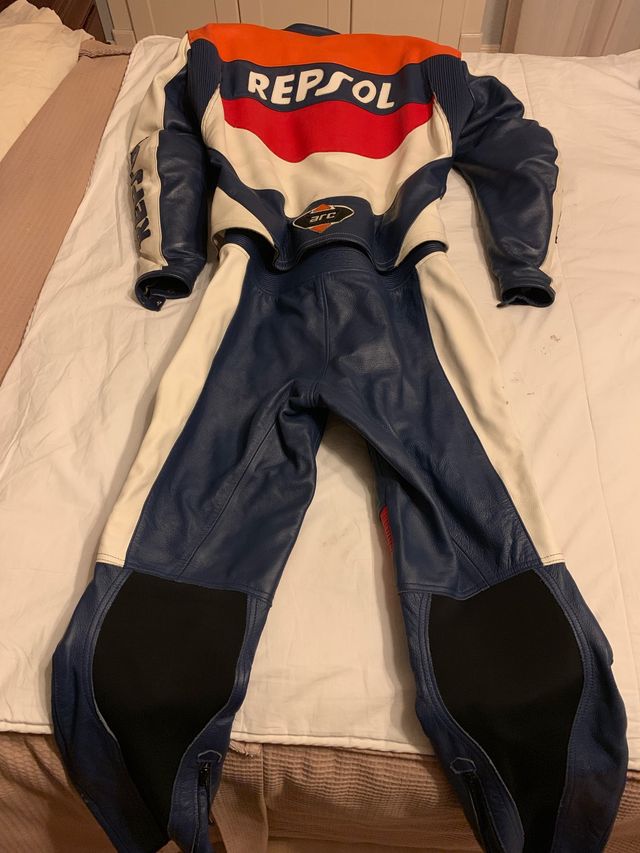 Mono 2 piezas repsol