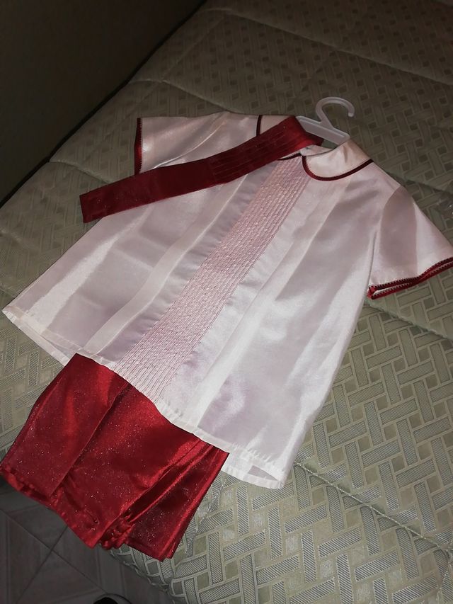 traje de arras. niño