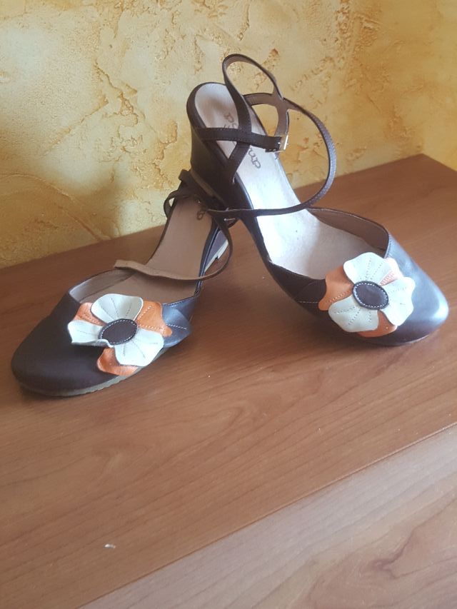 sandalias de piel n°40