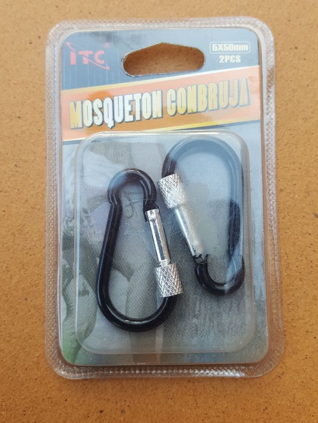 MOSQUETON CON BRUJAS