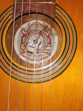 Guitarra vicente tatay tomas vitato b-102 de segunda mano por 125 EUR en  Sueca en WALLAPOP