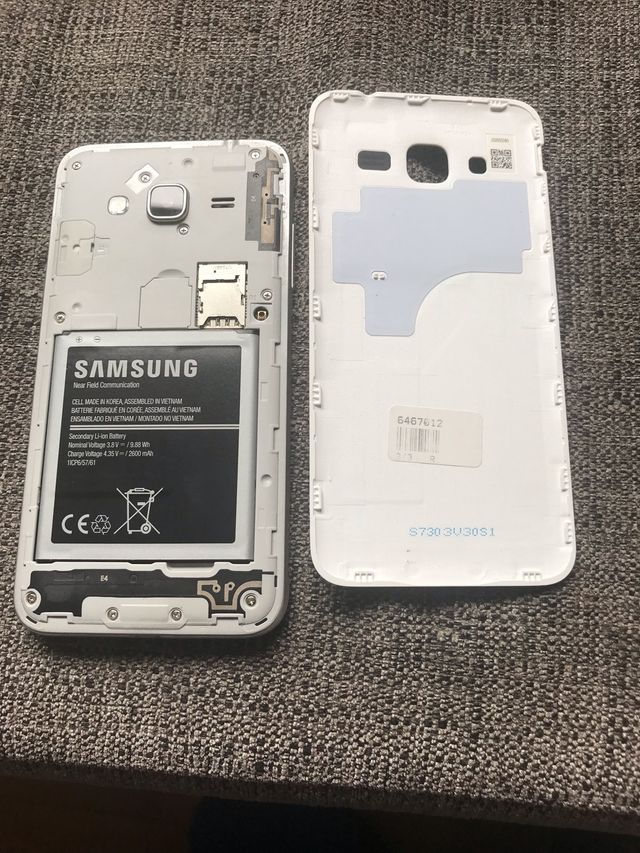 Móvil Samsung J3. Urge