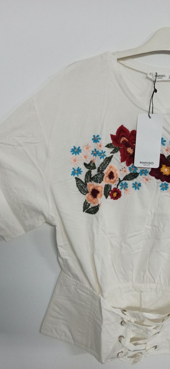T-shirt a corsetto ricamato MANGO Bianca Nuova TAGLIA S