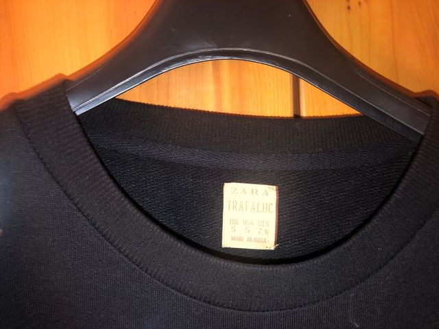 Sudadera pedrería ZARA