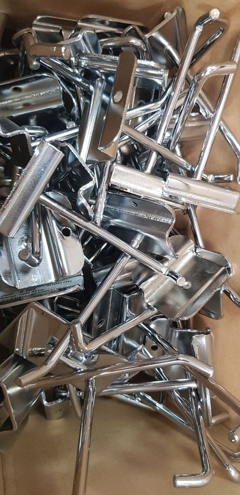 Ganchos ranurado (pinchos retif) varios tamaños