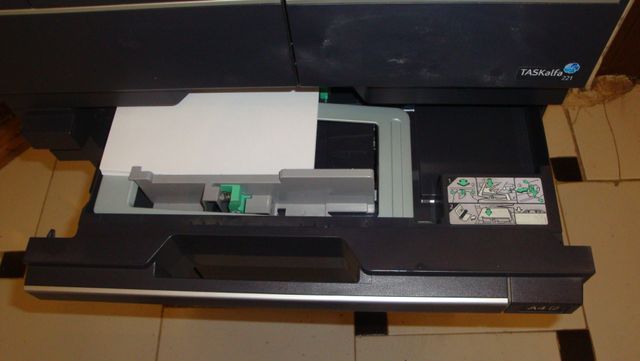 impresora kyocera taskalfa 221 