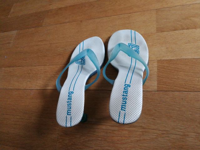 Sandalias MUSTANG