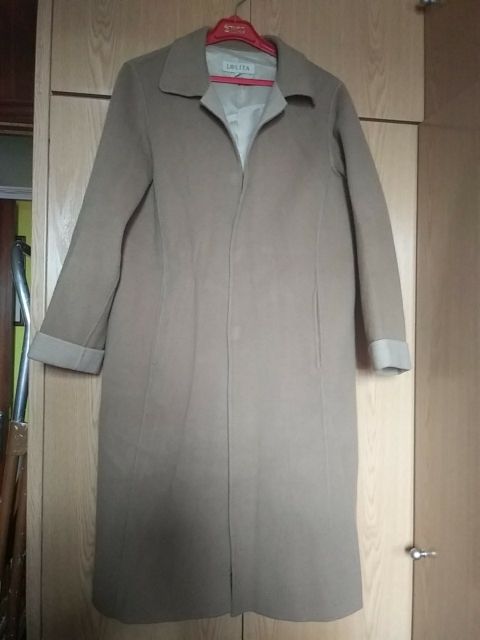 Abrigo de lana marca Lolita