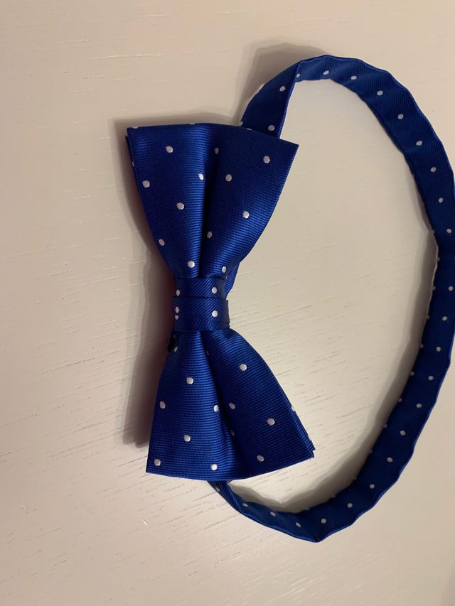 Pajarita niño azul con lunares