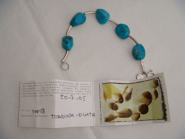 Pulsera turquesas y plata