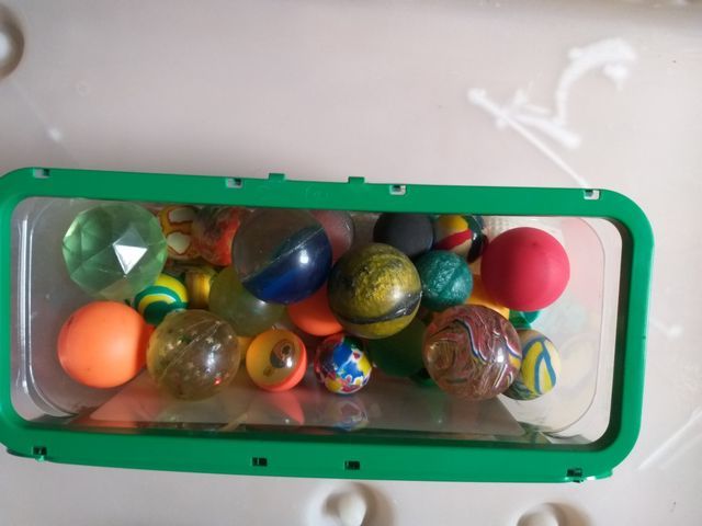 bolas saltarinas( botan mucho)