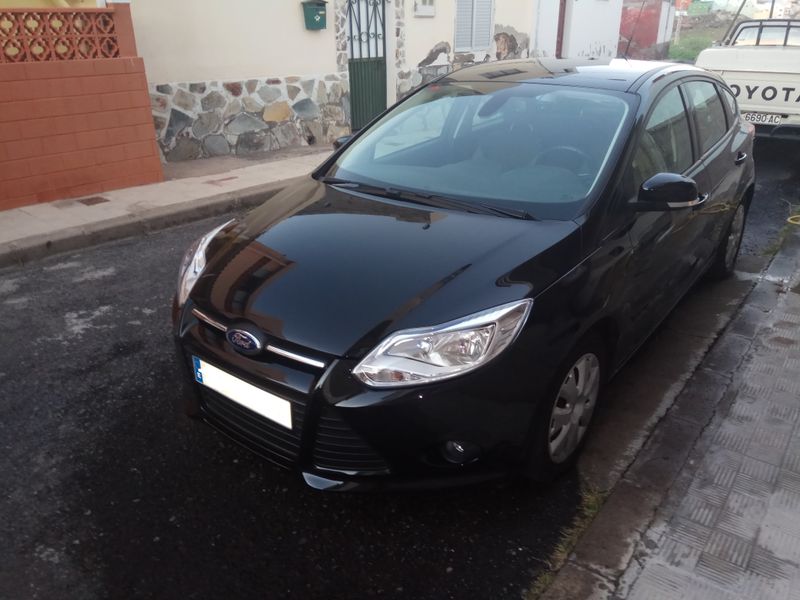 Ford Focus 2014 - foto 1