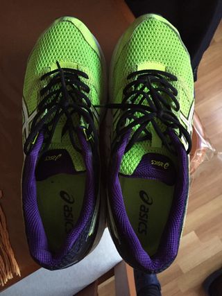 asics 44 asics 44