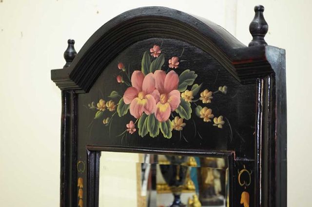 Espejo de pie con flores de segunda mano por 240 € en Madrid en WALLAPOP