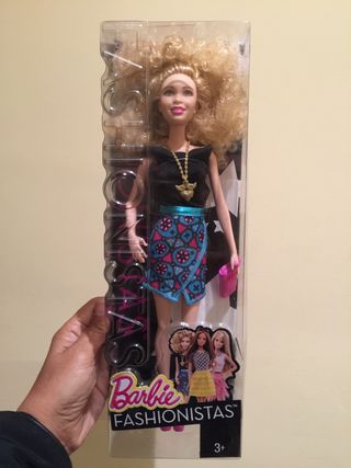 barbie fashionista albina