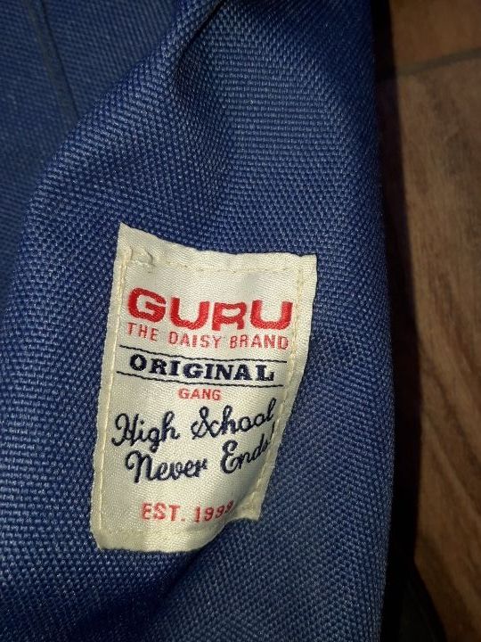 cartera Guru perfecto  estado