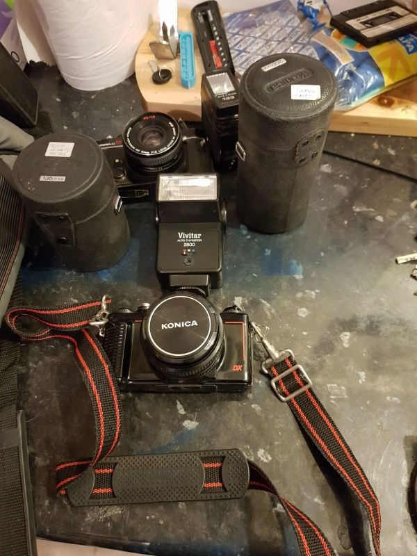 2 camaras de fotos...