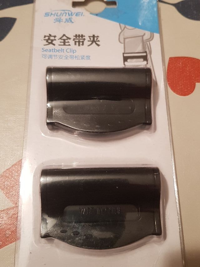 Paraurti per cinture di sicurezza