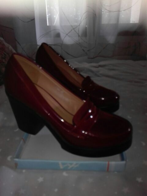Zapatos tacon charol y ante rojos
