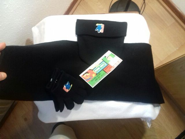 Set Bufanda +Gorro +Guantes Monstruo Galletas