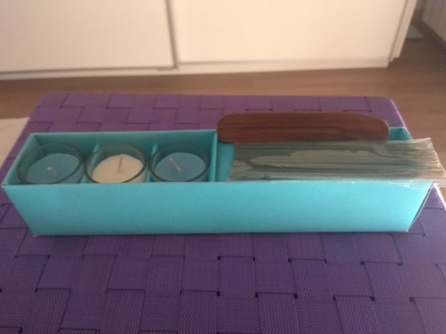 Pack velas aromáticas nuevas con incienso.