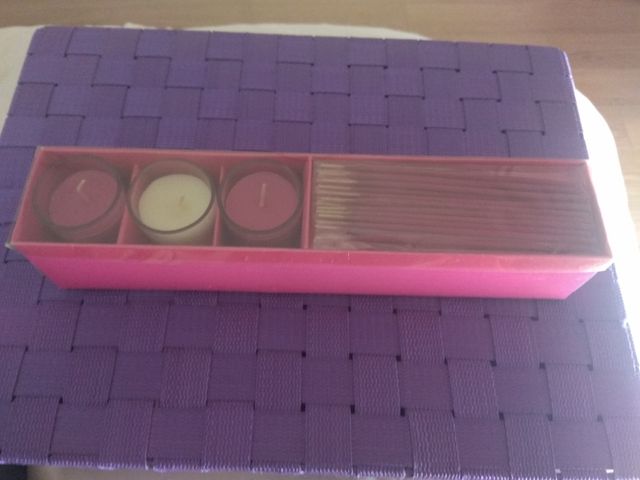 Pack velas aromáticas nuevas con incienso.