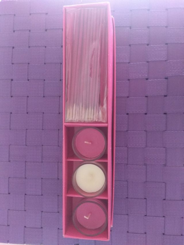 Pack velas aromáticas nuevas con incienso.