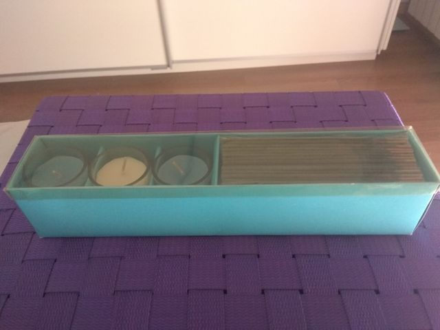 Pack velas aromáticas nuevas con incienso.