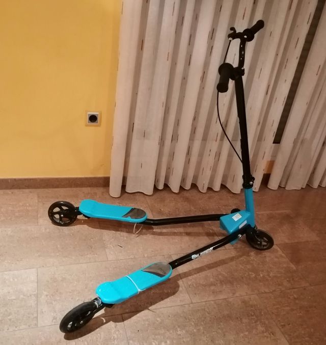 patinete de tres ruedas