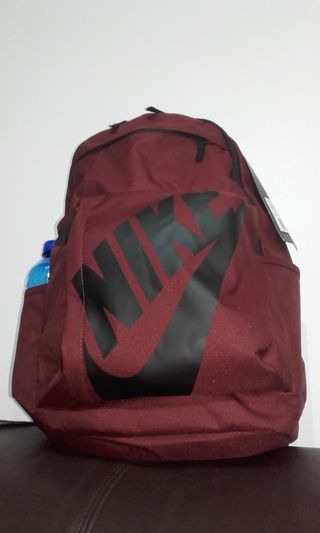 mochila nike vino