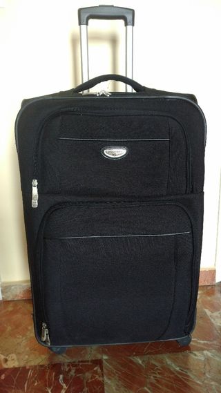 Maleta Dockers de segunda mano por 35 EUR en Navia en WALLAPOP
