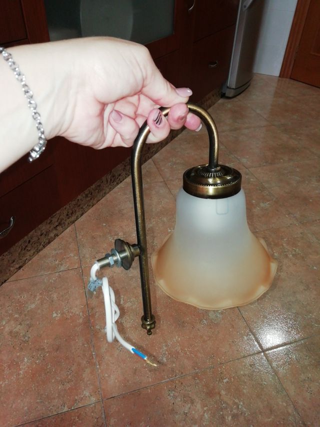 apliques nuevos (2 unidades) 12€