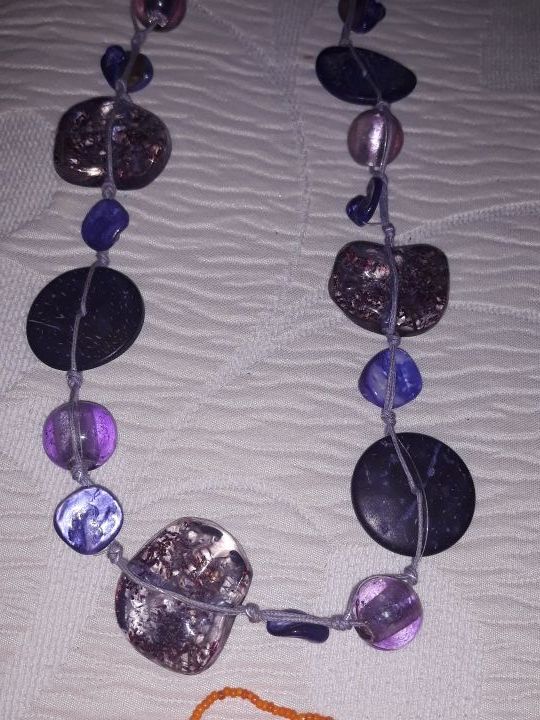 COLLAR CORTE INGLÉS LILA