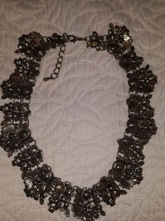 COLLAR DE PEDRERÍA ZARA NUEVO Ganga