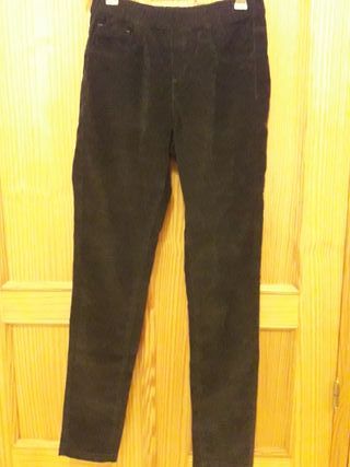 Pantalón pana gris niña Carrefour de segunda mano por 5 EUR en Binéfar en  WALLAPOP