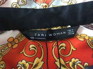 Vestido cadenas Zara de segunda mano por 30 € en Terramelar Vestido cadenas Zara de segunda mano por 30 € en Terramelar