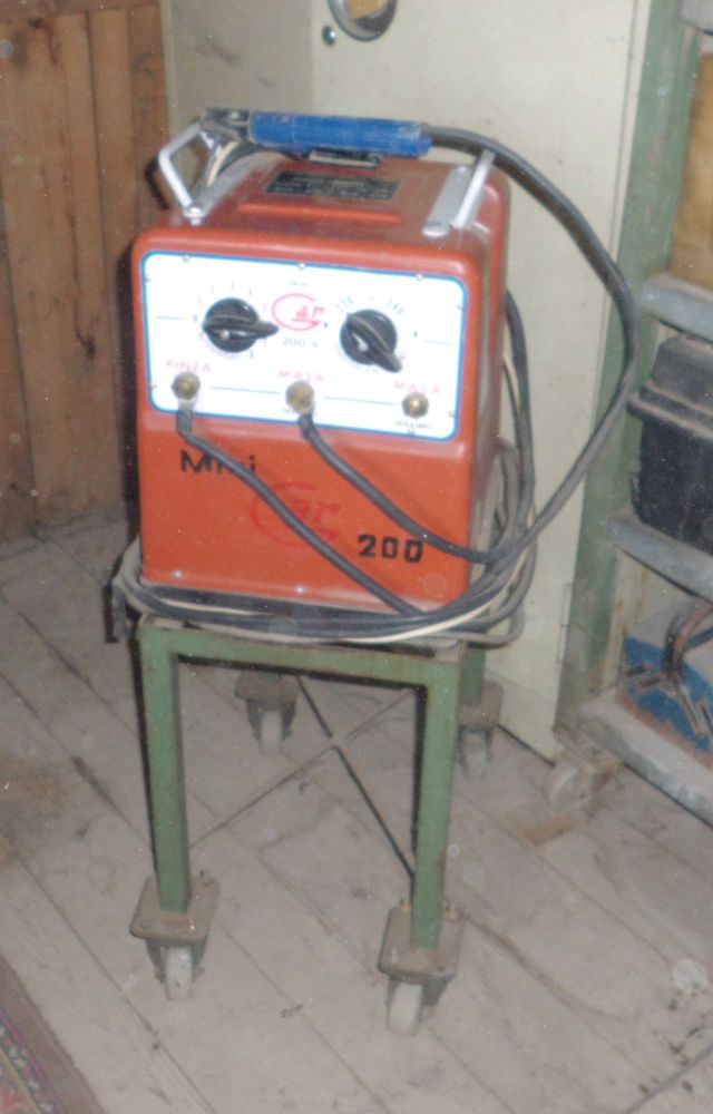 Trueco: Grupo de soldadura